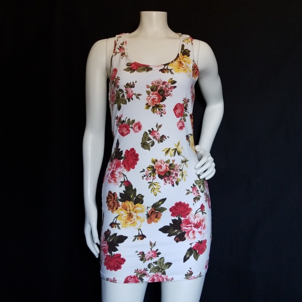 Like New. Floral Dress